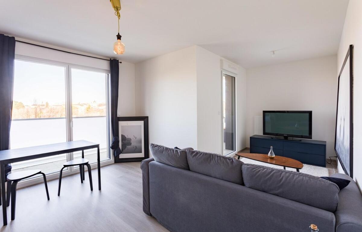 Le Rio, Appartement Avec Terrasse & Parking แรนส์ ภายนอก รูปภาพ