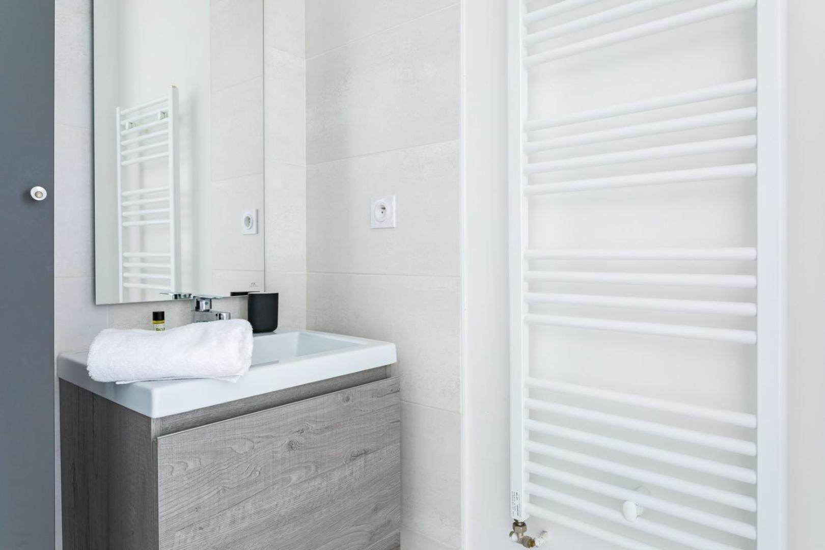 Le Rio, Appartement Avec Terrasse & Parking แรนส์ ภายนอก รูปภาพ
