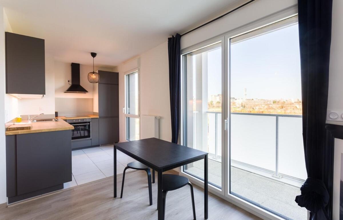 Le Rio, Appartement Avec Terrasse & Parking แรนส์ ภายนอก รูปภาพ